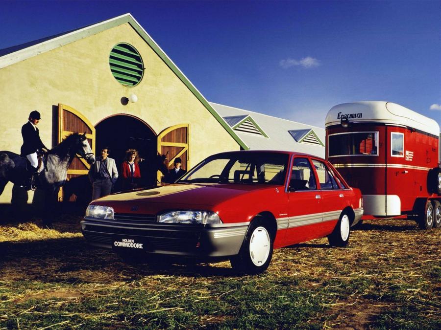  Holden Commodore 1986 года  (фото 1 из 1)
